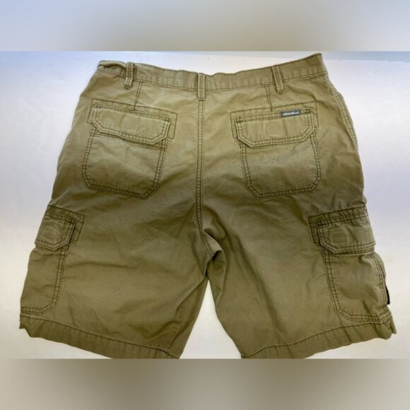 Eddie Bauer Men’s Cargo Shorts, Size 36, Faded Khaki Green - Picture 2 of 5